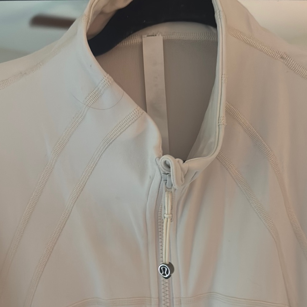 Womens Lululemon Define Jacket - Picture 2 of 10